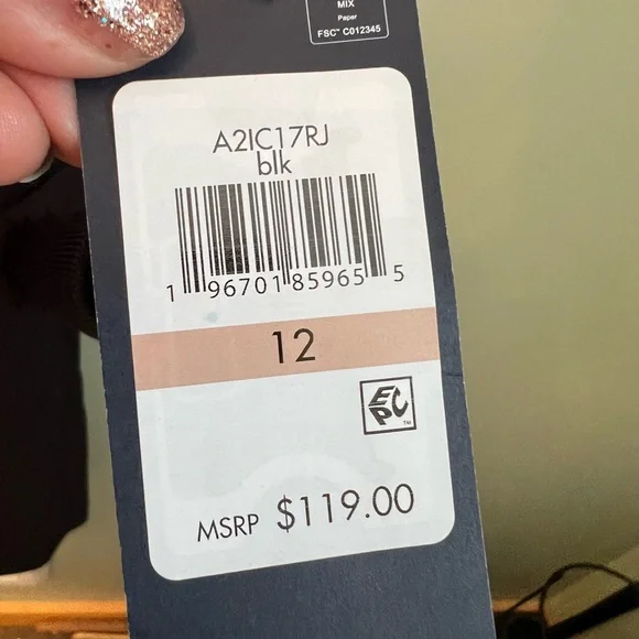 Brand new with tags! Never worn. Gorgeous black dress. Looks very rich on! - Picture 4 of 7